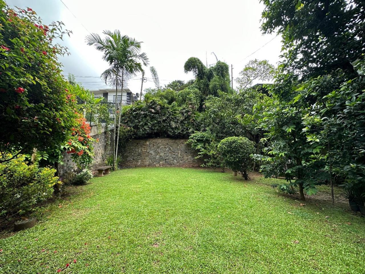Rockydale Home Stay Kandy Exteriér fotografie